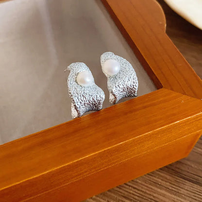 1 Pair Modern Style Geometric Plating Pleated Freshwater Pearl Copper Ear Studs