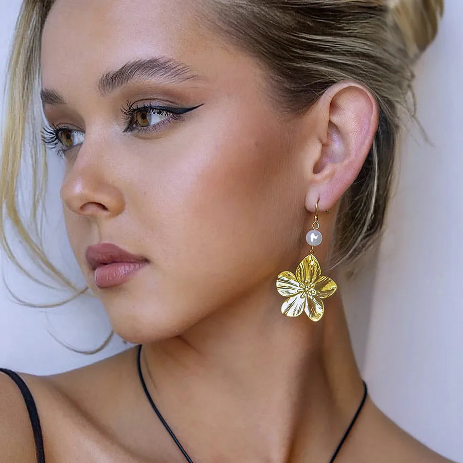 1 Pair Sweet Artistic Flower 304 Stainless Steel Drop Earrings