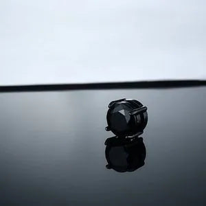 1 Pair Simple Style Geometric Inlay Titanium Steel Rhinestones Ear Cuffs