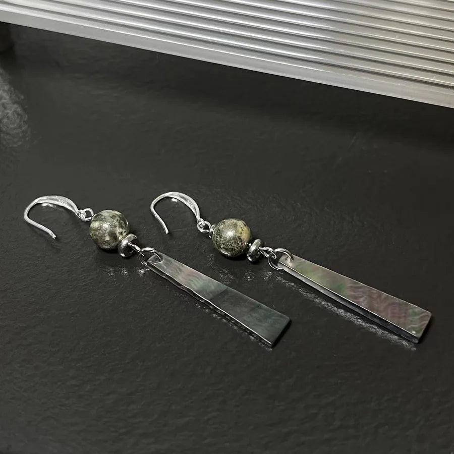 1 pair retro geometric natural stone shell drop earrings