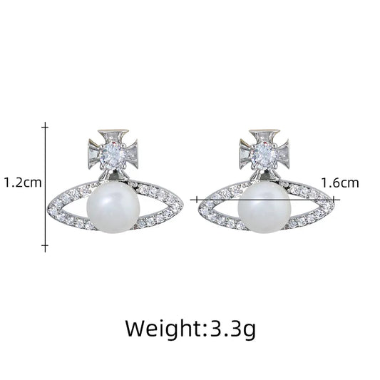 1 Pair Elegant Romantic Saturn Inlay Freshwater Pearl Copper Freshwater Pearl Zircon 18K Gold Plated Ear Studs