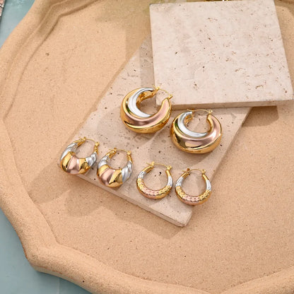 1 Pair/Package Casual Simple Style U Shape Spiral Stripe Handmade Polishing Mixed Metal 304 Stainless Steel Earrings