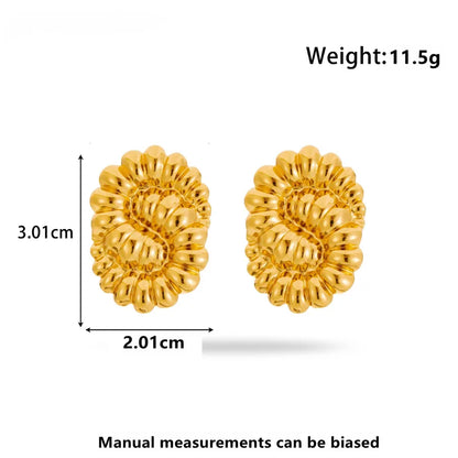 1 Pair Casual Sweet Simple Style Quadrilateral Stripe Heart Shape Hollow Out 304 Stainless Steel Imitation Gold  Ear Studs