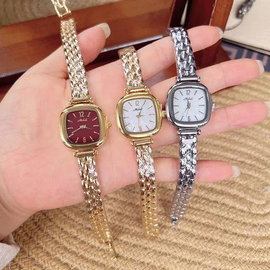 Fashionable Minimalist Square Ladies Quartz Watch Bracelet Stylish Stainless Steel Band Friend Gift Gold Tone Trendy Wristwatch