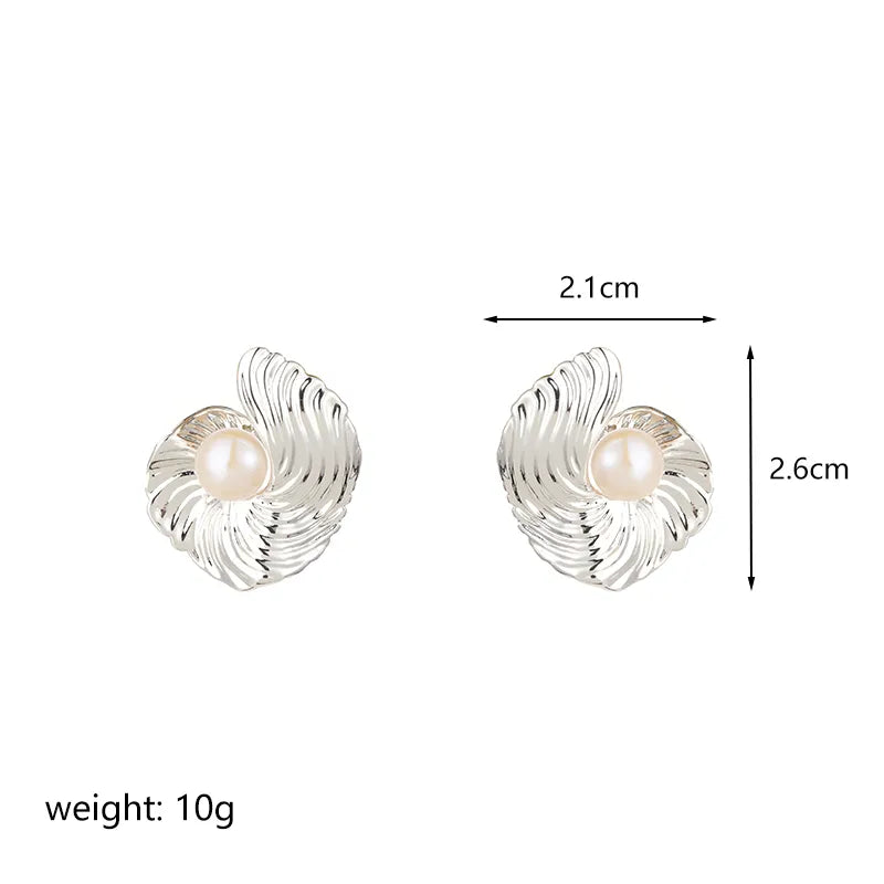 1 pair glam classical heart shape flower plating inlay copper freshwater pearl 18k gold plated ear studs