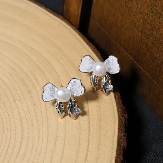 1 Pair Elegant Romantic Bow Knot Plating Inlay Copper Freshwater Pearl 18K Gold Plated Ear Studs