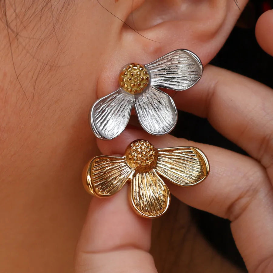 1 Pair Glam Cute Vintage Style Flower Polishing 304 Stainless Steel 18K Gold Plated Butterfly Backs Ear Studs