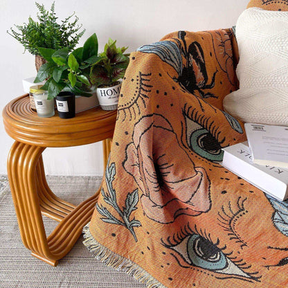 The Bumble Bee Tapestry / Throw