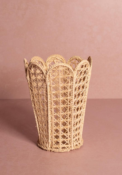 Atlántico Iraca Scallop Vase, Natural - Set of 2