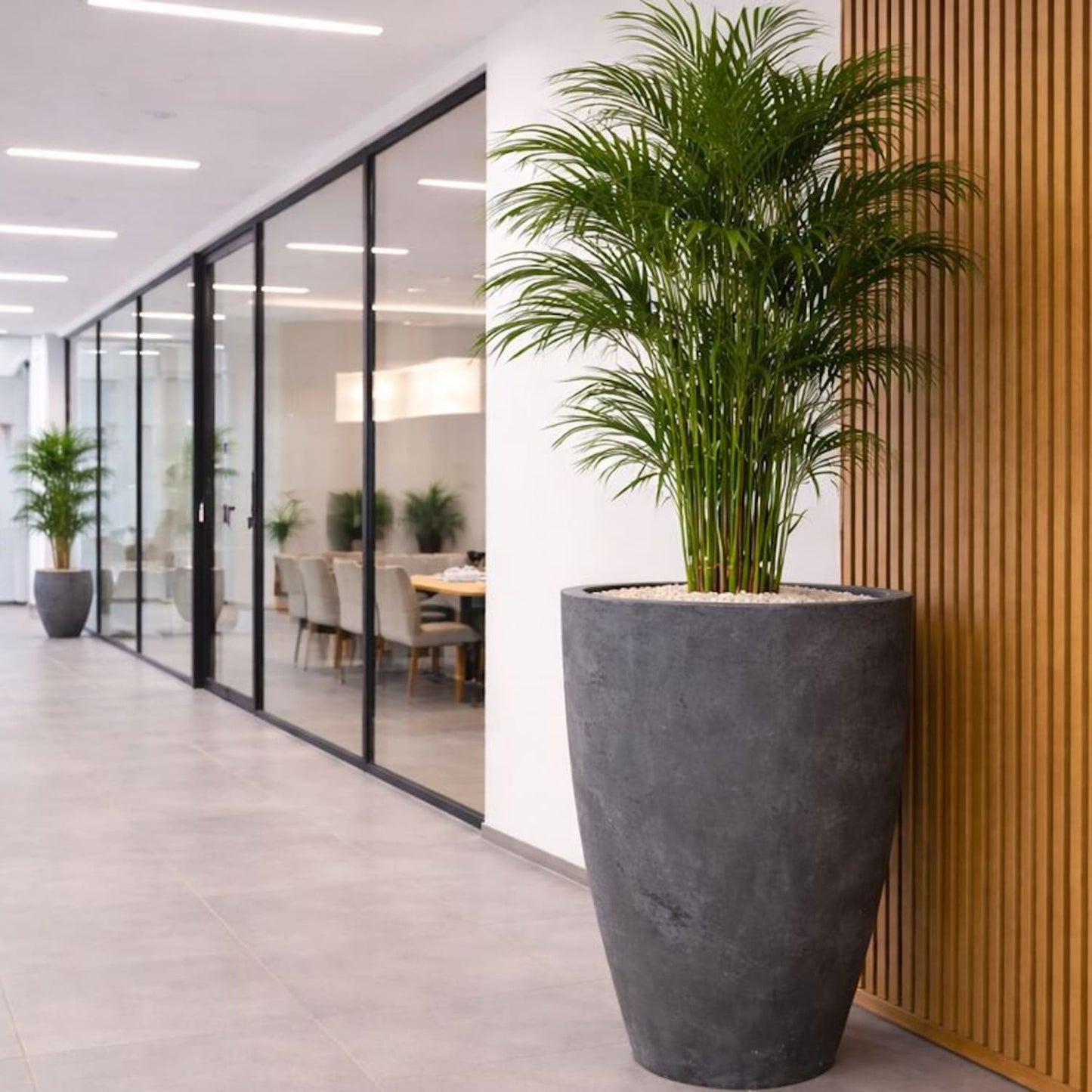 Vessara | Onyx Dusk – 100cm XXL Concrete Tall Vase Planter – 172L Round Plant Pot