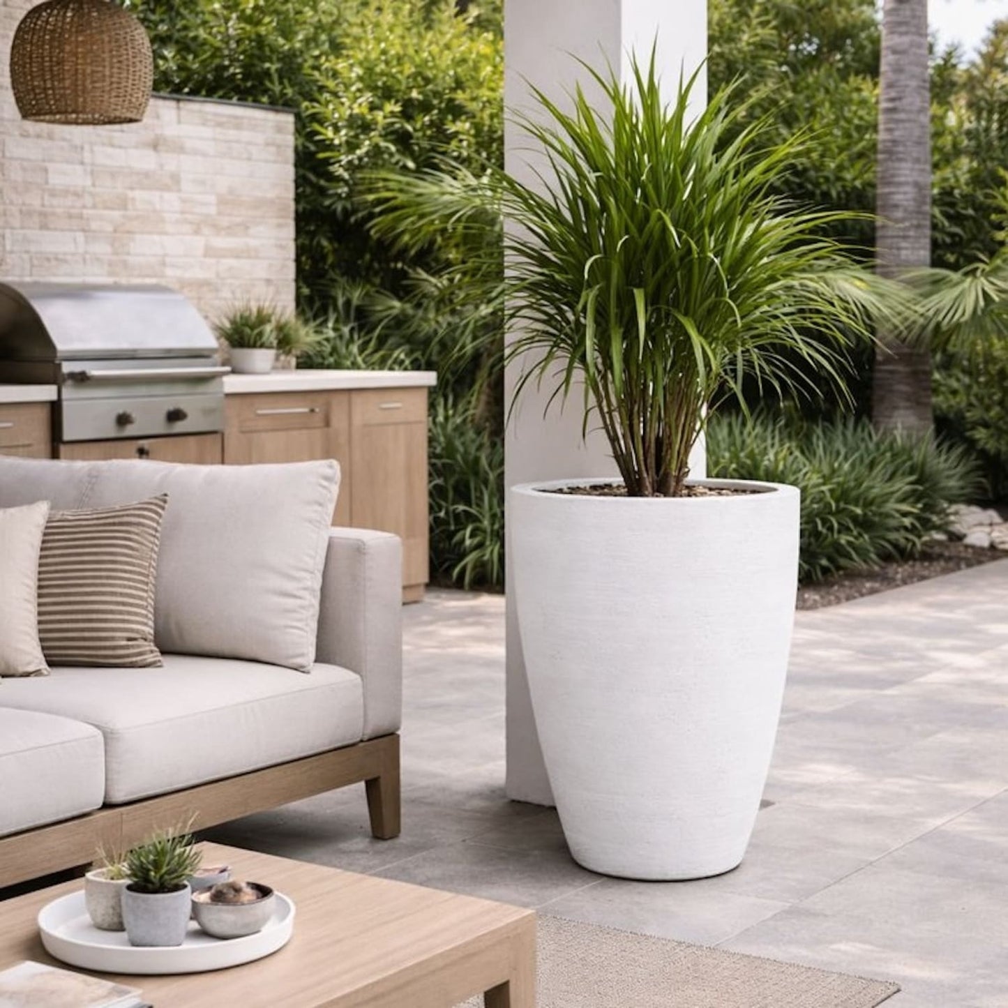 Vessara | White Mist – 100cm XXL Concrete Vase Planter – 172L Tall Plant Pot