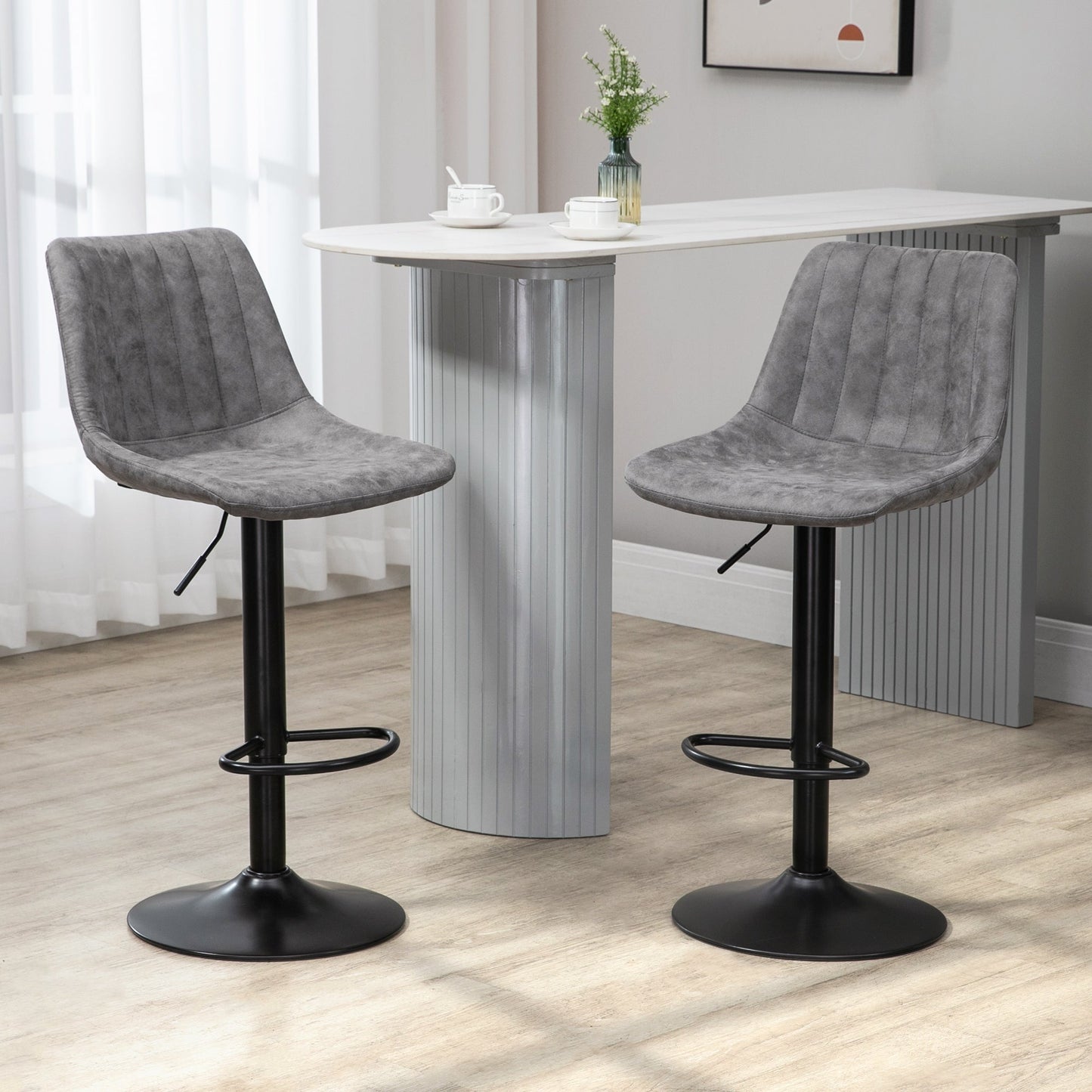 HOMCOM Bar Stools Set of 2, Swivel Counter Height Barstools with Back, Adjustable Bar Chairs, Breakfast Dining Stools for Kitchen Island Counter with Adjustable Steel Footrest & Base, Grey