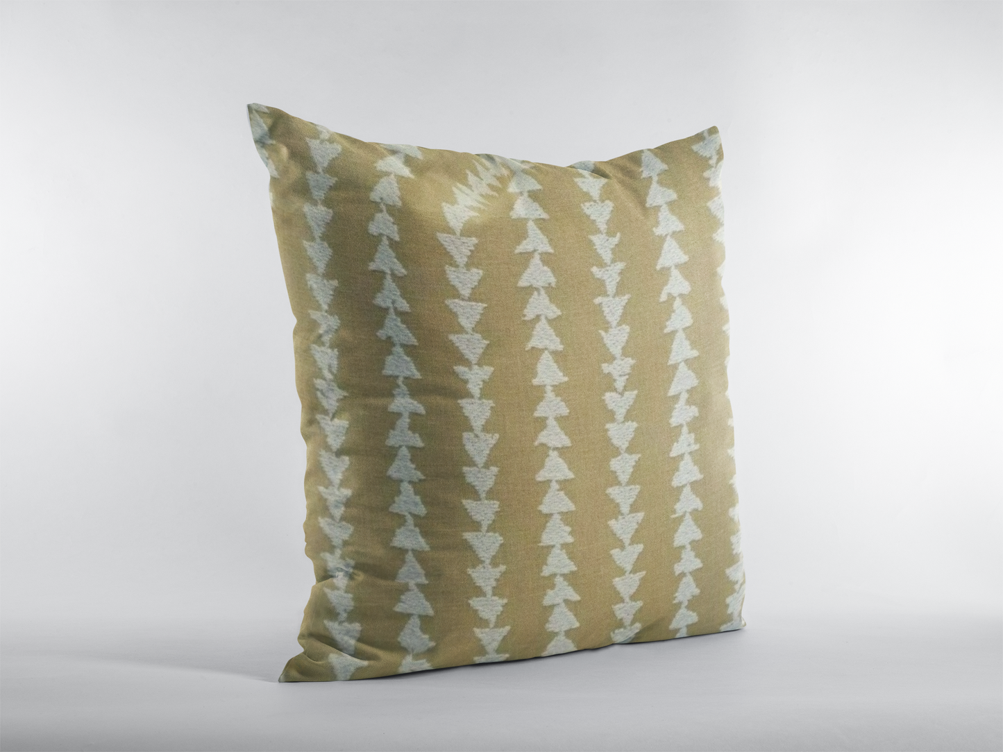 Ashley Wilde Kinger Sunshine 18" / 45cm Cushion Cover