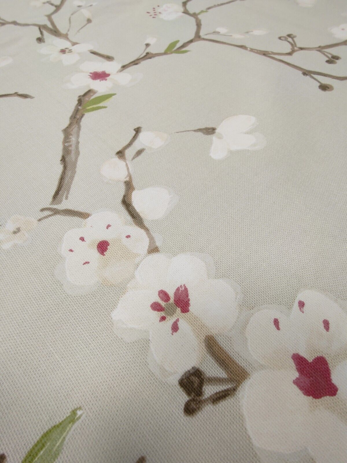 Prestigious Textiles Emi Chintz Curtain Upholstery Fabric 2.5 Metres